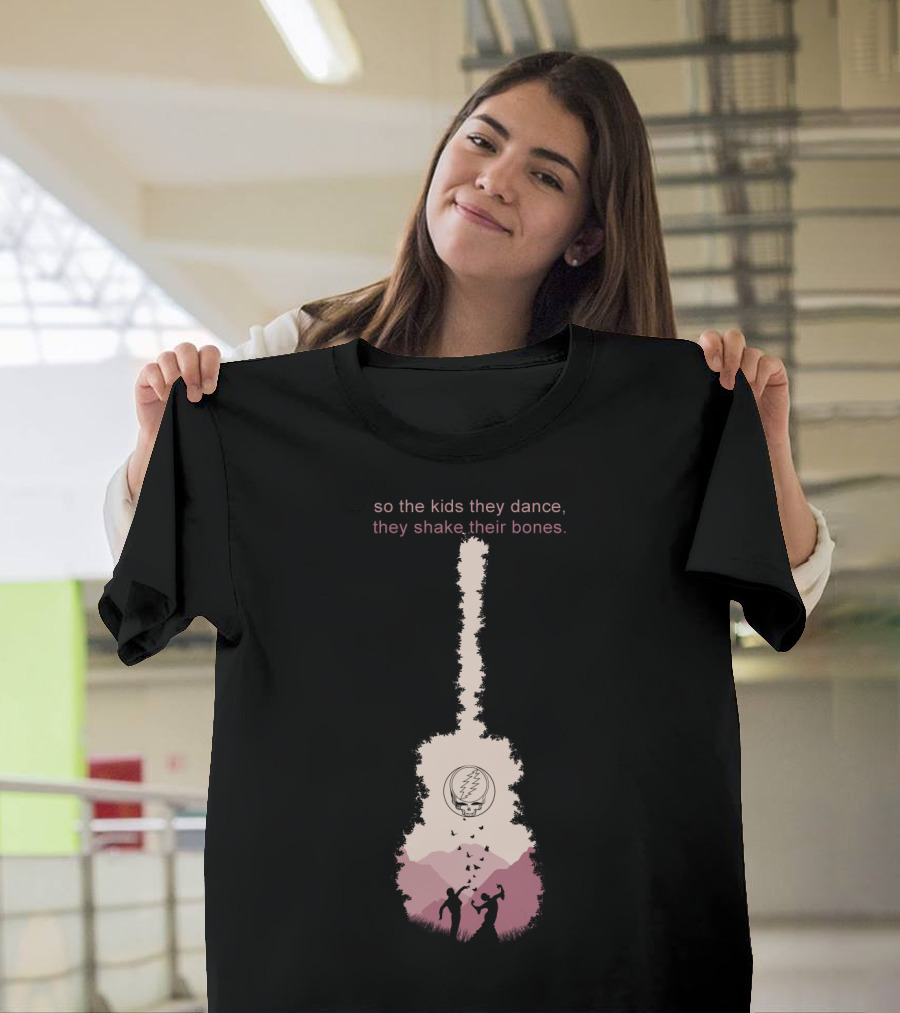So The Kids They Dance They Shake Their Bones Gd T-Shirt