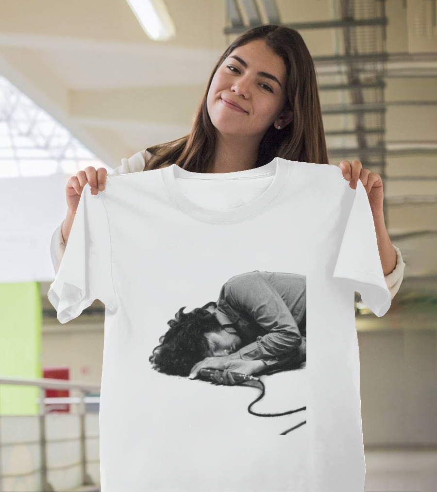 Music Icon Resting With Microphone T-Shirt