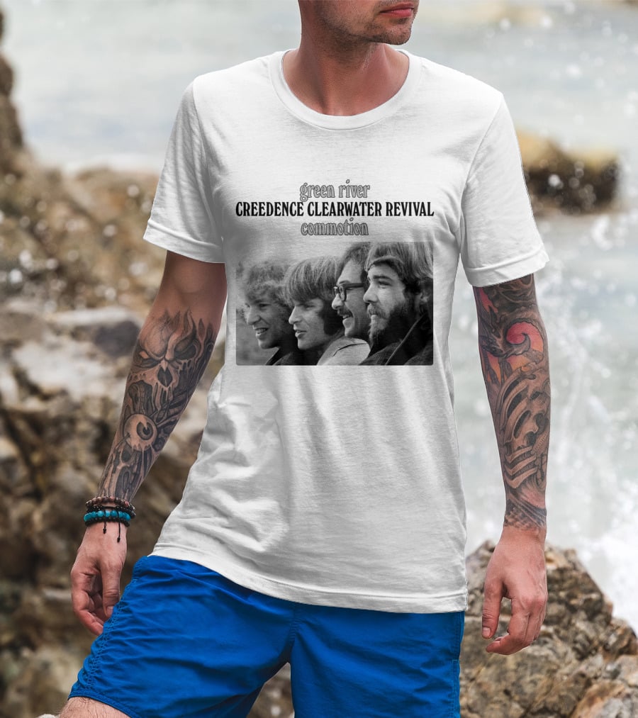 Creedence Clearwater Revival Green River Commotion Band Photo T-Shirt