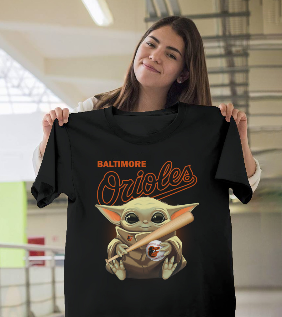 Baltimore Orioles Baby Yoda Holding Baseball and Bat T-Shirt