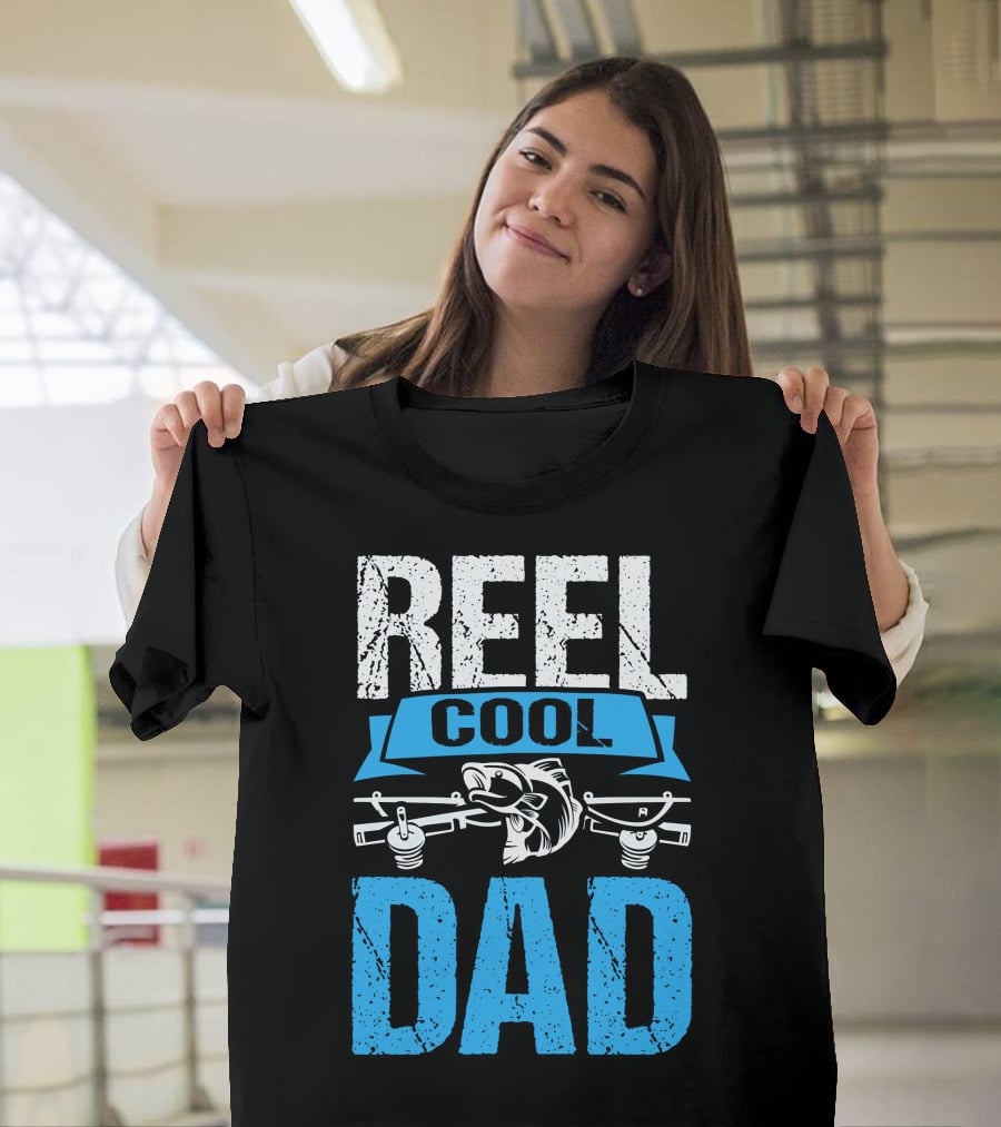 Reel Cool Dad Fishing T-Shirt