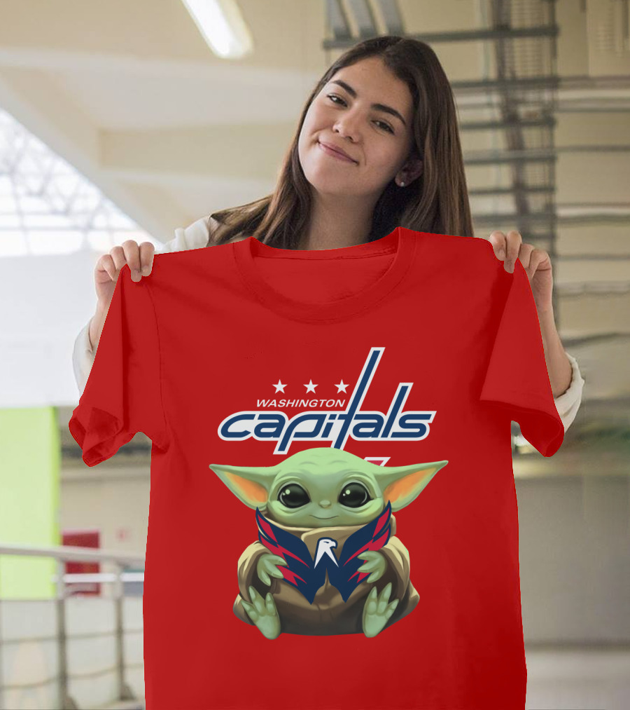 WASHINGTON CAPITALS BABY YODA NHL HOCKEY MANDALORIAN CROSSOVER T-Shirt