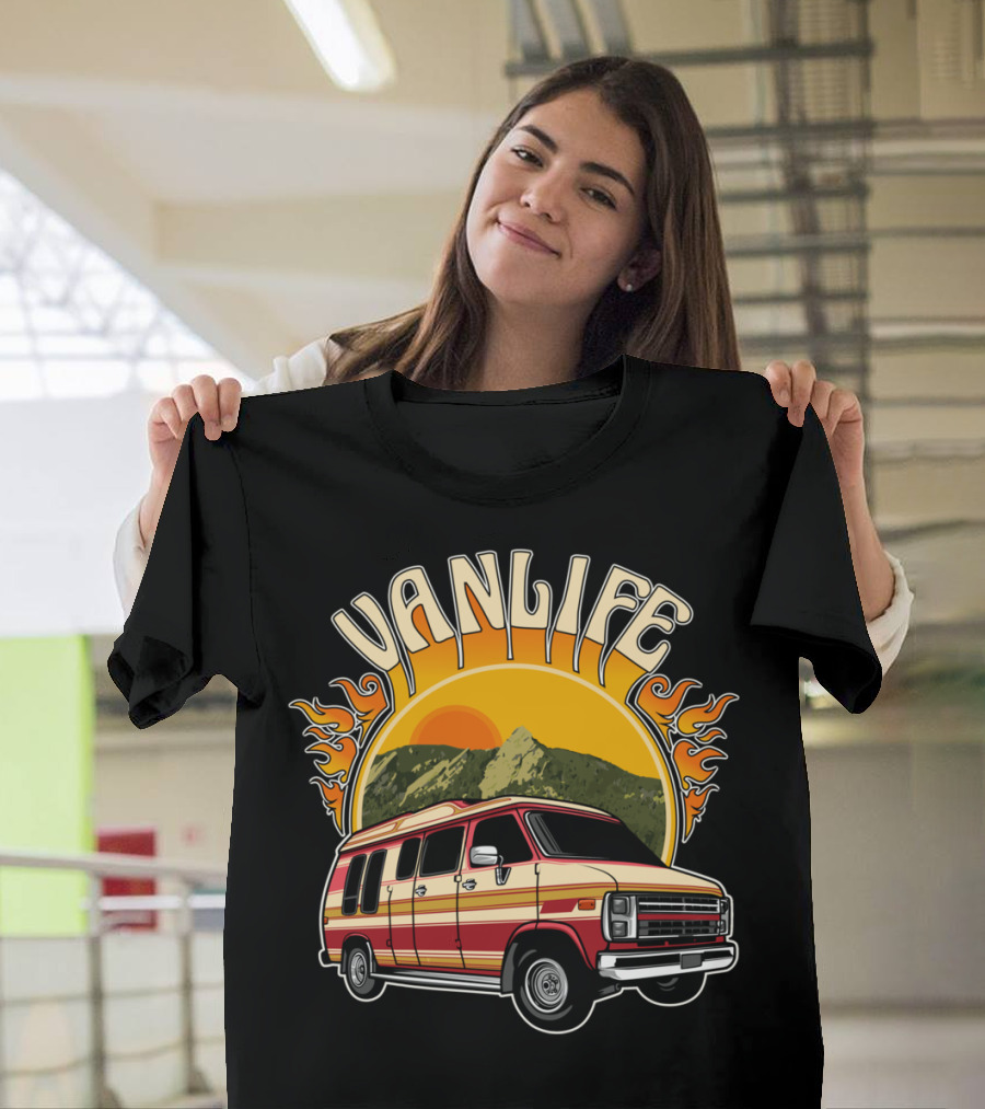 Vanlife Classic Camper Adventure Retro Sunset T-Shirt
