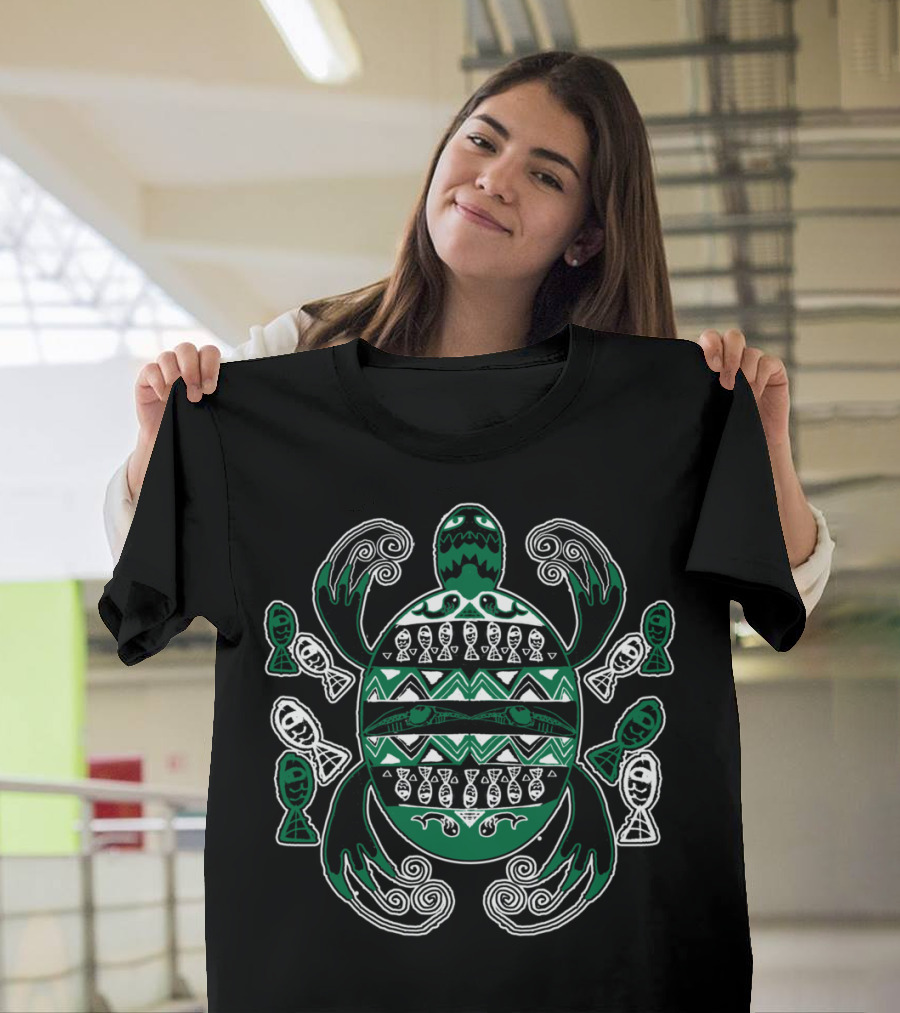 Turtle Flow of Long Life Symbol with Spirals and Fish Elements T-Shirt