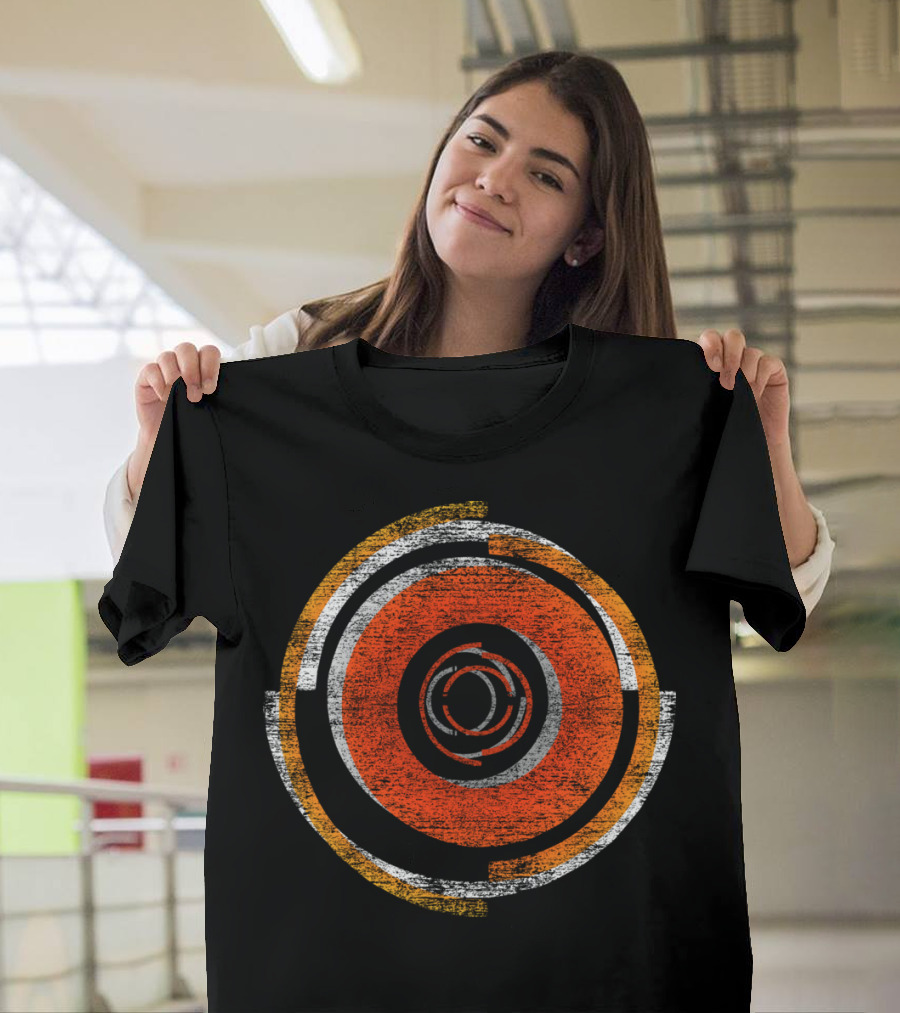Broken Off Centered Circles Geometric T-Shirt