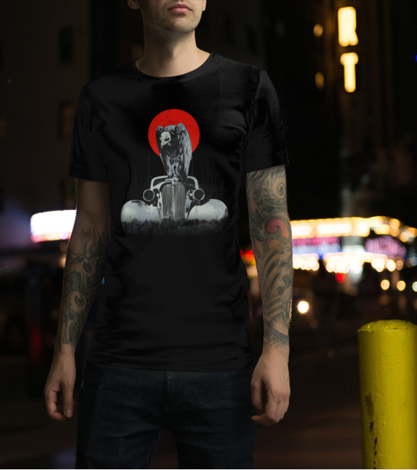 Vulture Perched On Vintage Car With Red Sun Omen T-Shirt