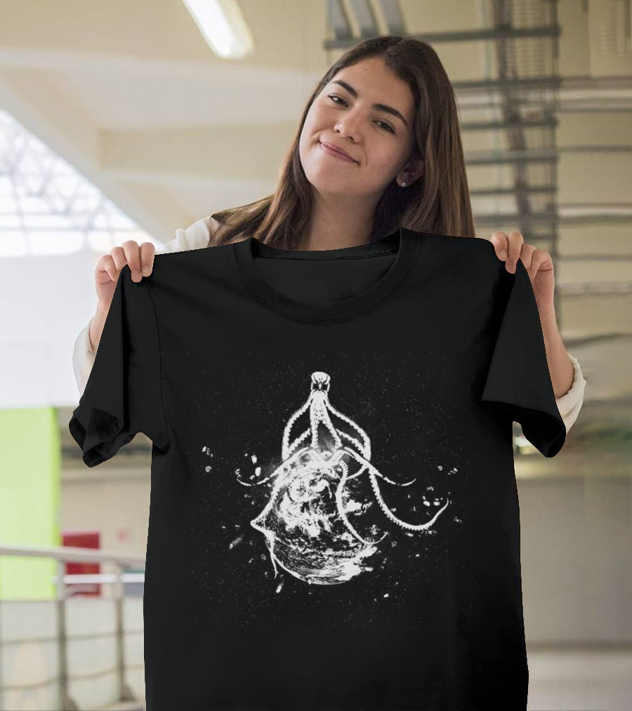Space Kraken Cosmic Tentacles Enveloping Planet Earth T-Shirt