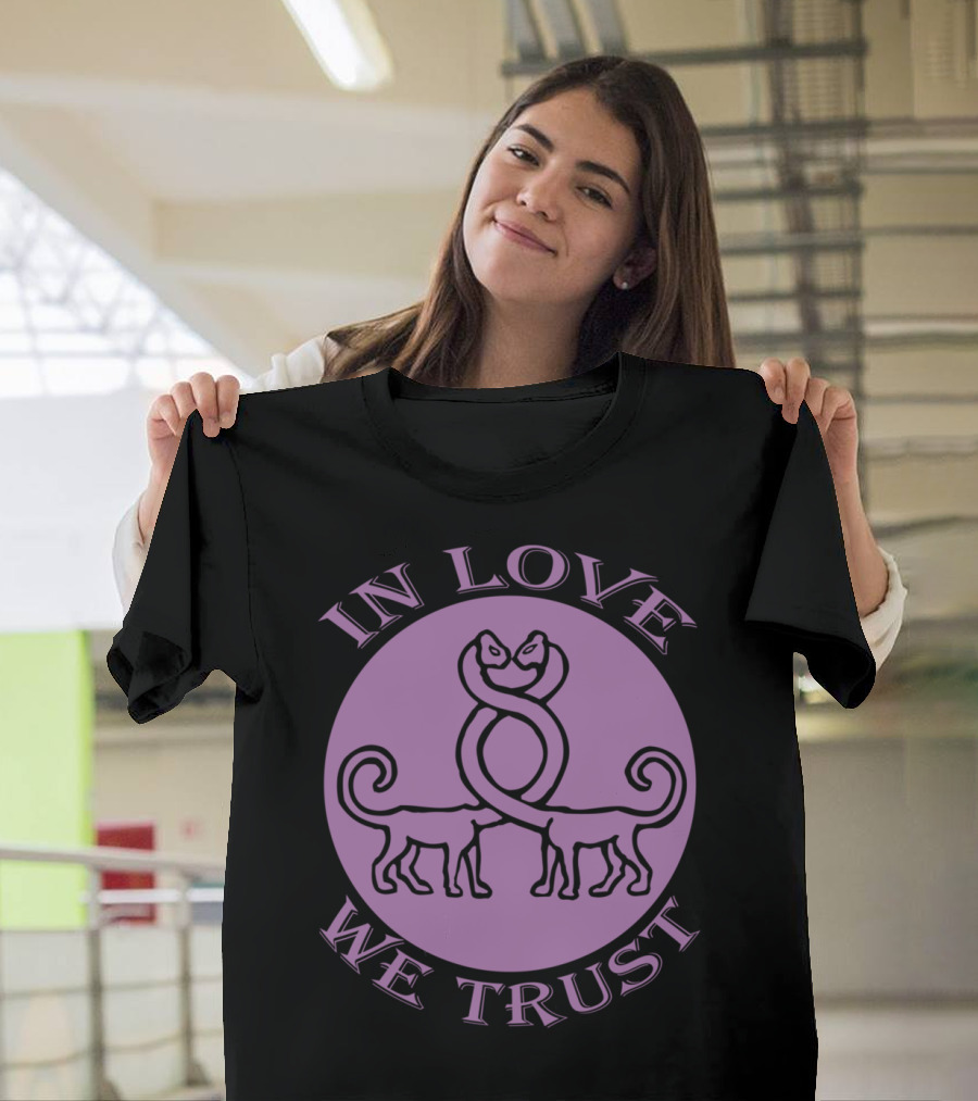 IN LOVE WE TRUST Infinity Cat T-Shirt