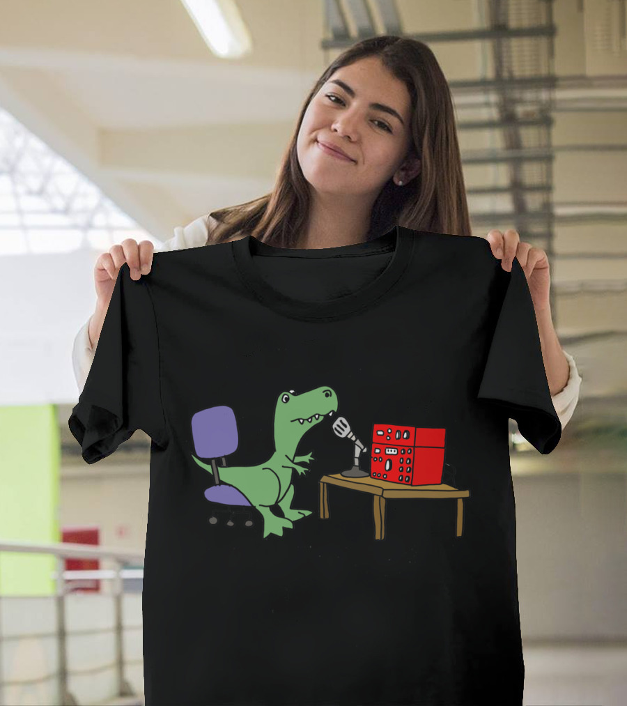 Funny Cute Rex Dinosaur Talking Ham Radio Broadcasting Scene T-Shirt