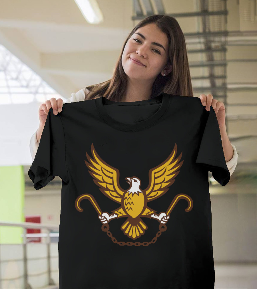 American Eagle Clutching Towing J Hook Chain Emblem T-Shirt