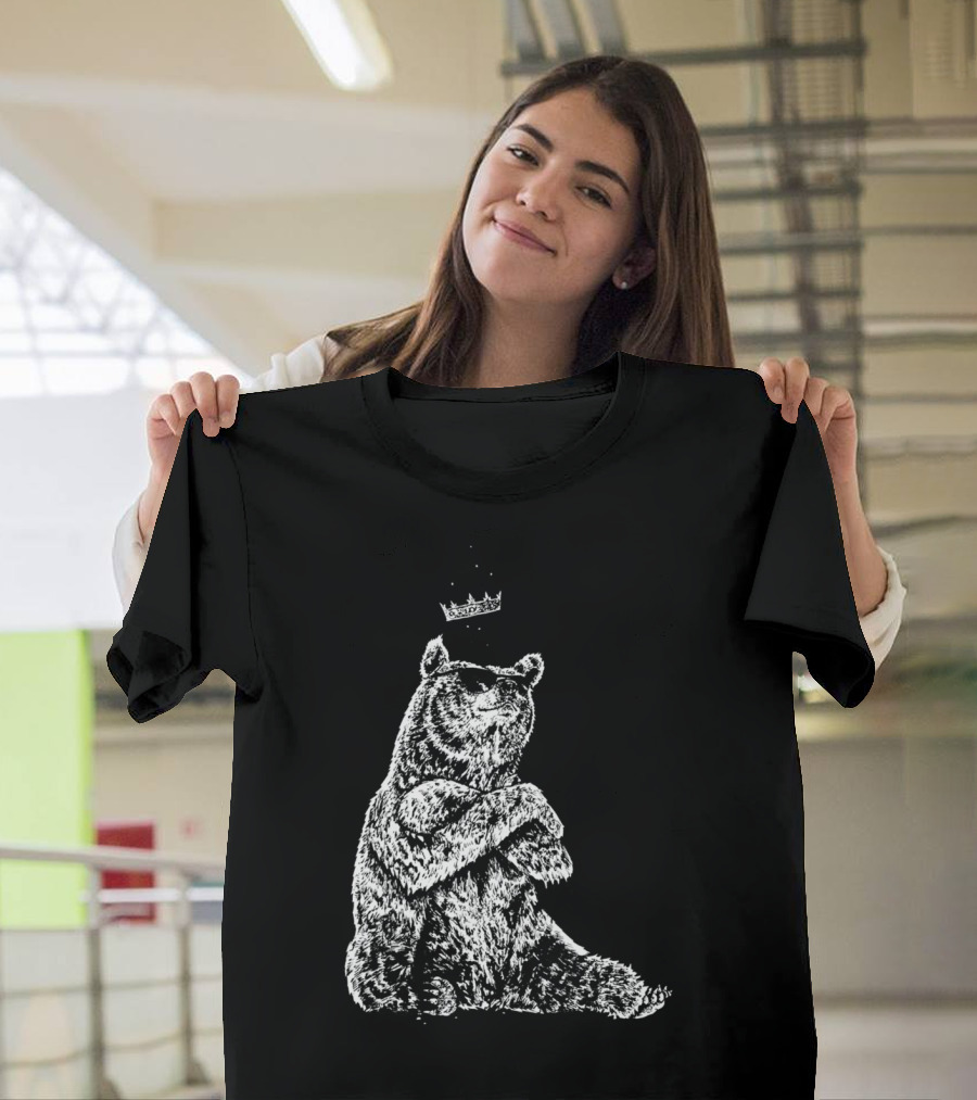 Cool Bear Crown Sunglasses Relaxed Sitting T-Shirt