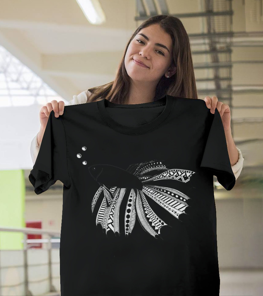 Betta Fish with Ornate Black and White Fins T-Shirt