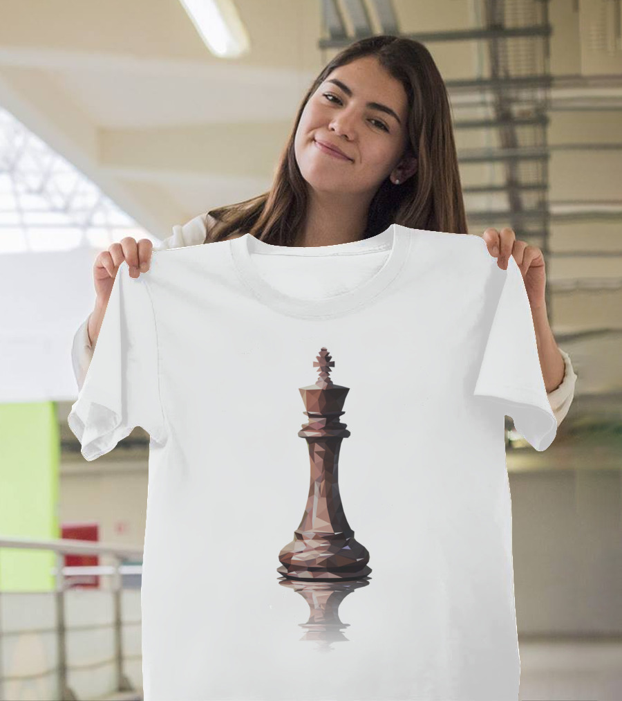 King Chess Low Poly Reflection T-Shirt