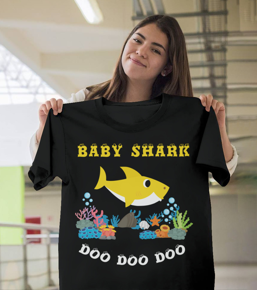 Baby Shark Doo Doo Doo Song Underwater Adventure T-Shirt