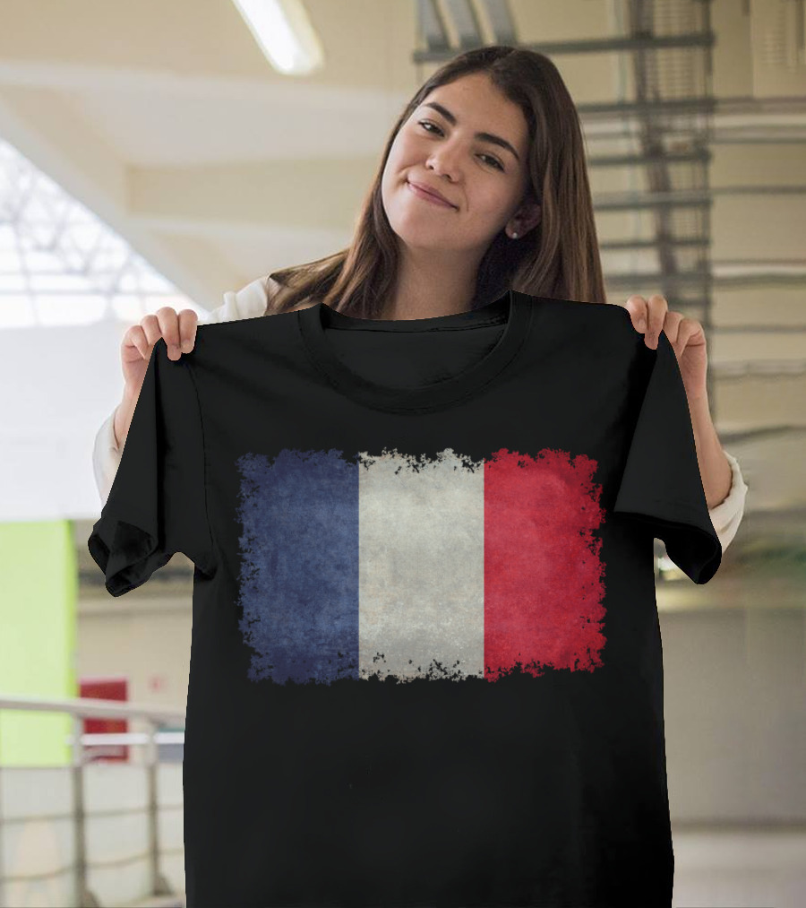 Flag Of France Vintage Style Distressed Old French Tricolor T-Shirt