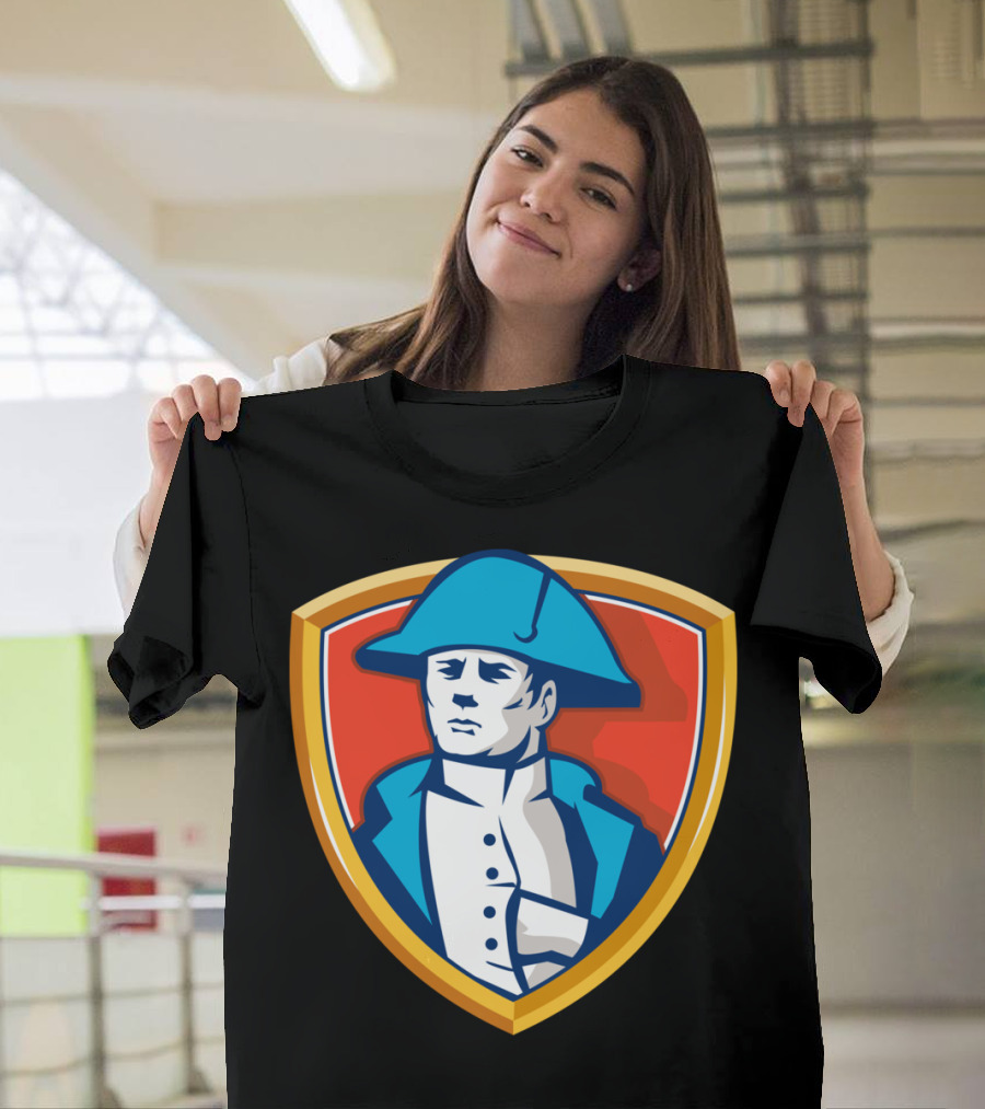 Napoleon Bonaparte Bicorn Hat Shield Emblem T-Shirt