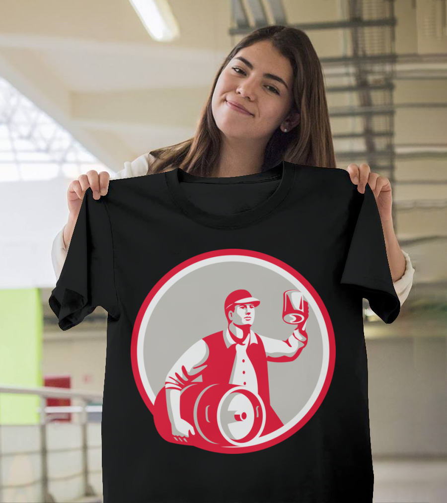 American Worker Beer Toast with Keg in Circle T-Shirt
