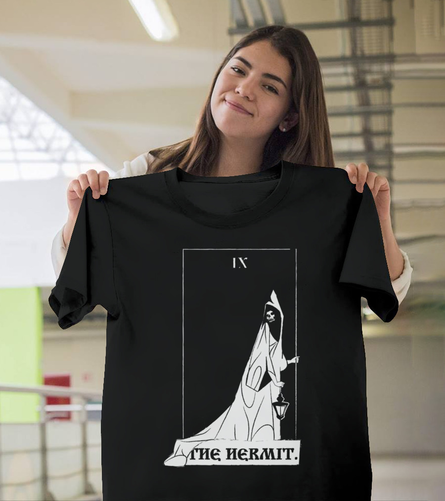 IX The Hermit Tarot Card Skull Cloaked Figure with Lantern T-Shirt