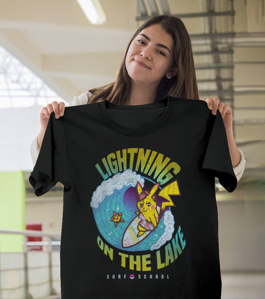LIGHTNING ON THE LAKE SURF SCHOOL PIKACHU STARMIE WAVE T-Shirt