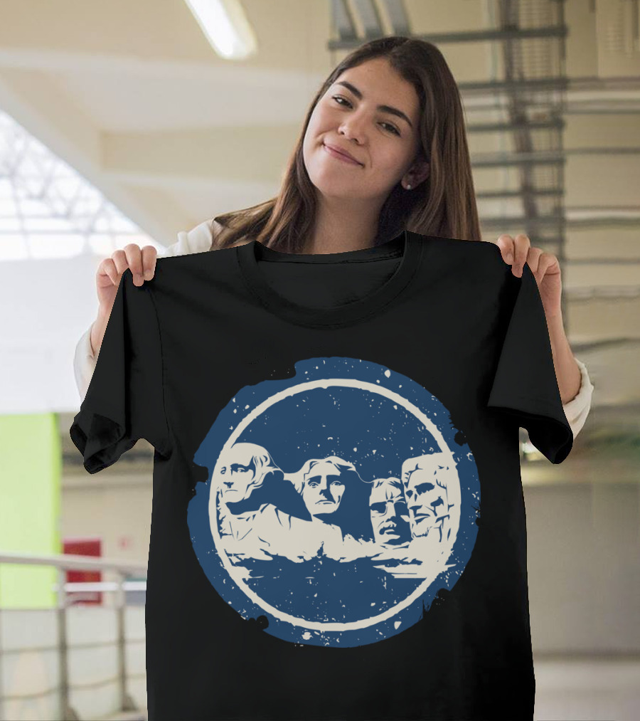 Mount Rushmore Presidents Blue Circular T-Shirt