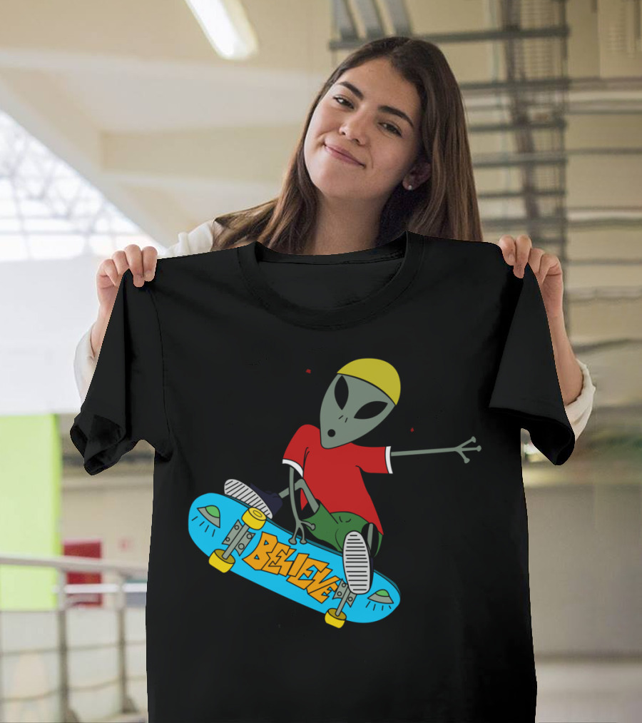 Believe Alien Skateboarder T-Shirt