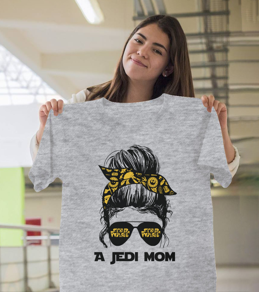 A Jedi Mom Star Wars T-Shirt
