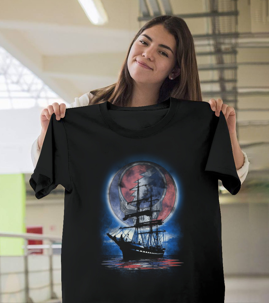 Grateful Dead Ship Of Fools Skull And Lightning Moon Ocean Scene T-Shirt