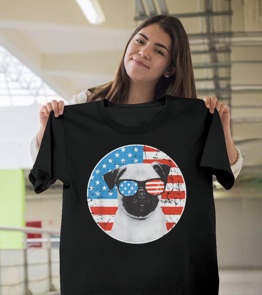 Patriotic Pug with American Flag Sunglasses Fourth of July USA Flag T-Shirt