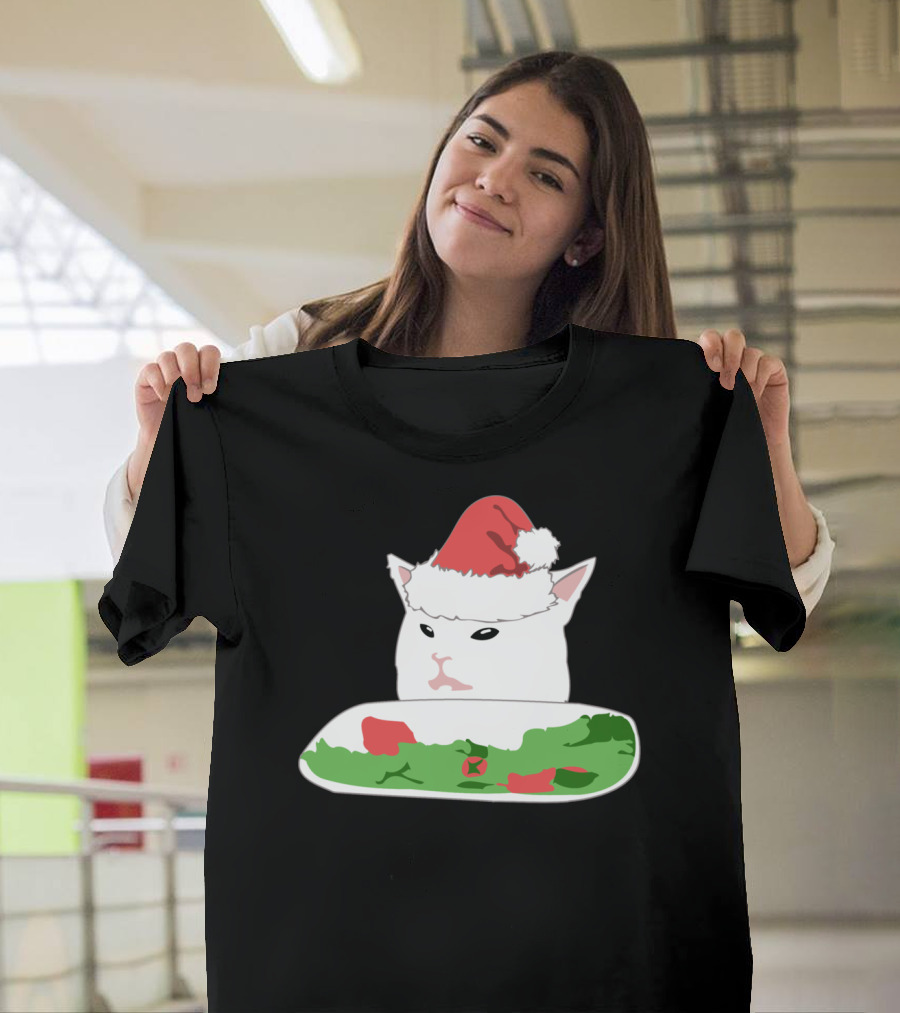 WOMAN YELLING AT A CAT MEME WITH SANTA HAT HOLIDAY T-Shirt