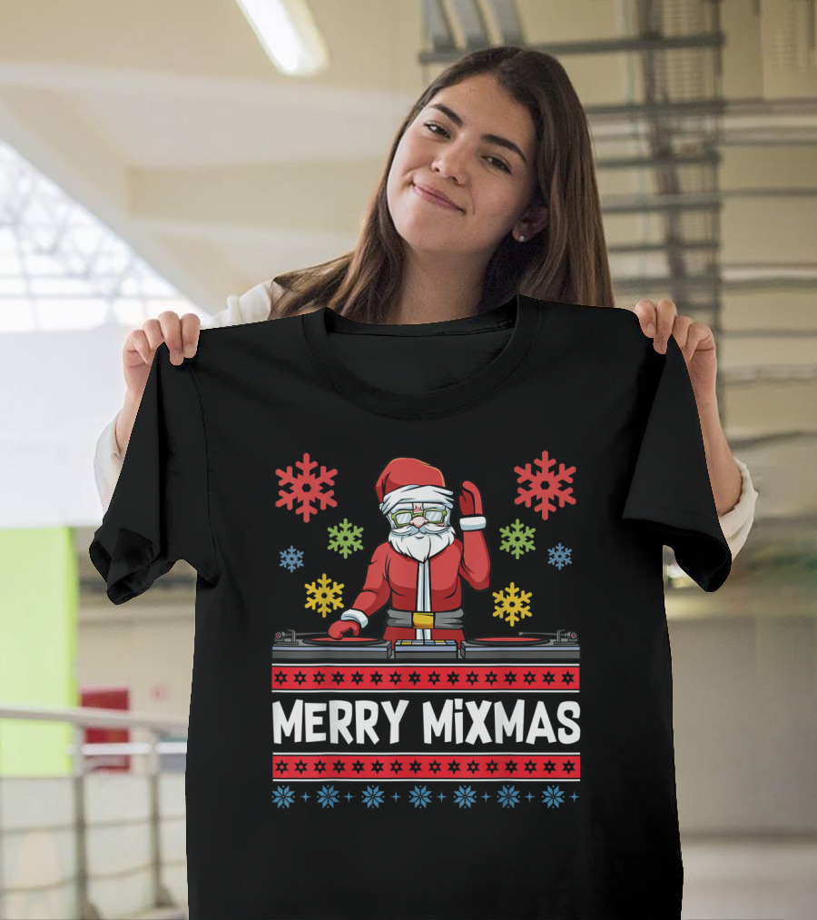 Merry Mixmas Santa DJ Funny Christmas Music T-Shirt
