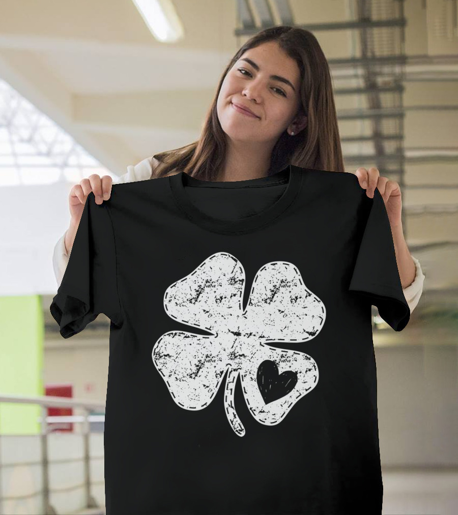 I Love Shamrock Heart St Patricks Day Four Leaf Clover Rustic Charm T-Shirt