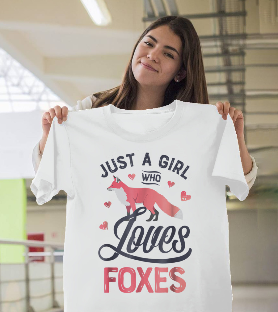 Just A Girl Who Loves Foxes With Heart Accents T-Shirt