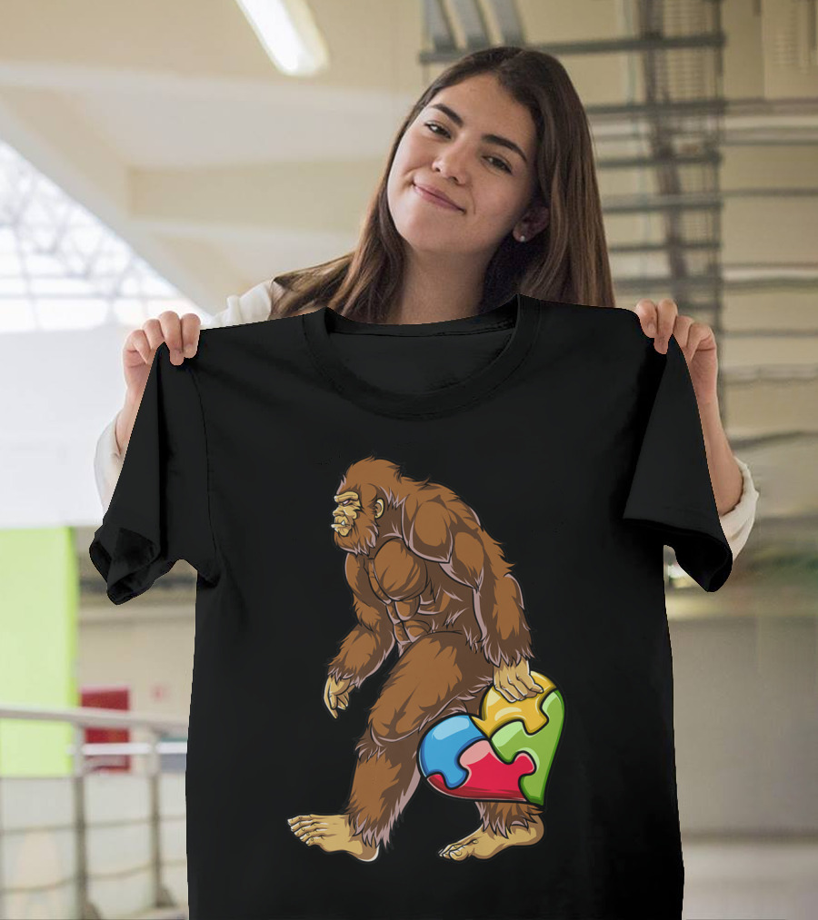 Bigfoot Holding Heart Puzzle Piece Autism Awareness Boys Men19 T-Shirt