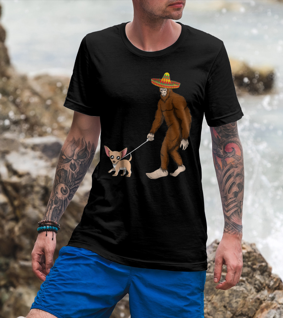 Bigfoot Sombrero Walking Chihuahua Cinco De Mayo T-Shirt