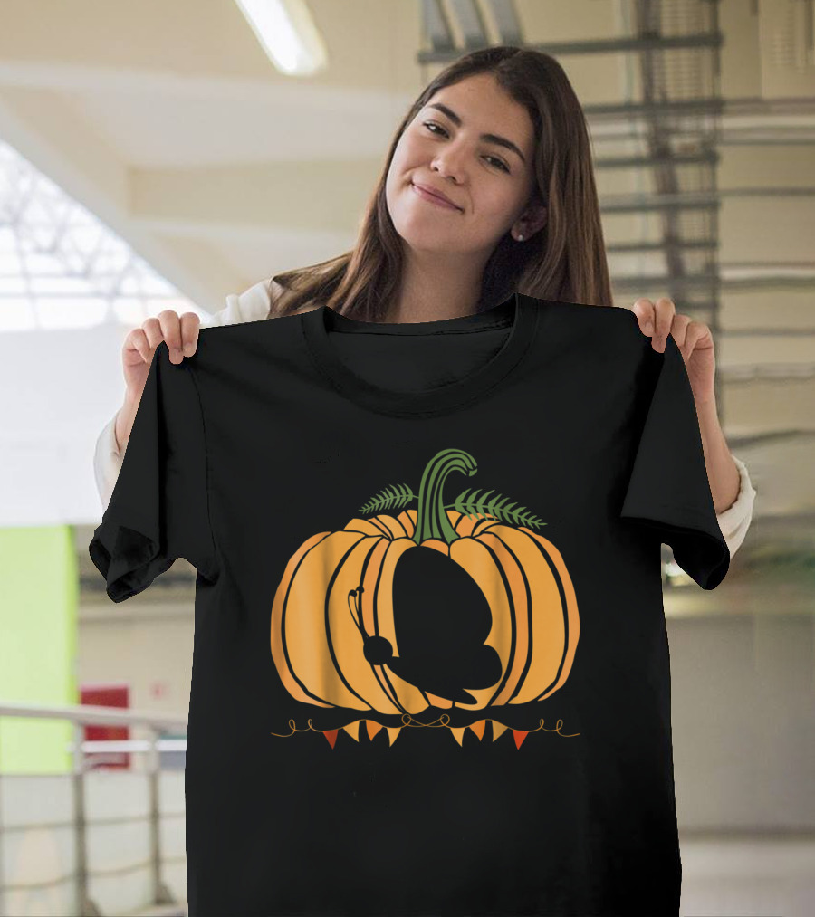 Cool Butterfly And Pumpkin Halloween For Kid Dad Mom T-Shirt