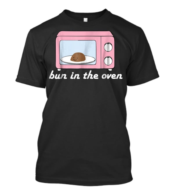 Bun In The Oven Expecting Baby Announcement Pink Microwave T-Shirt