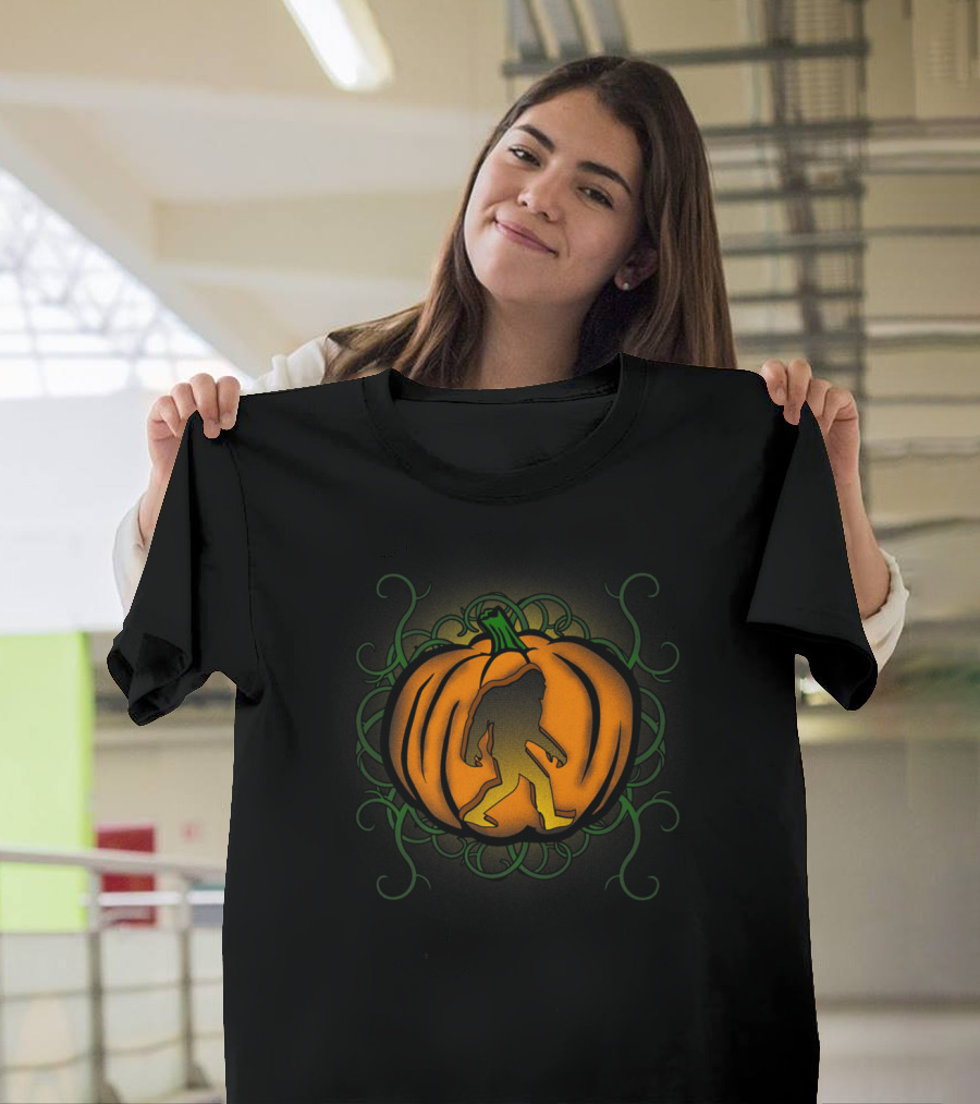 Bigfoot Sasquatch Pumpkin Carved Halloween Kids Dad29 T-Shirt