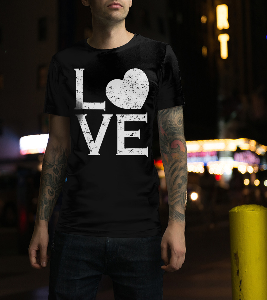 Love Heart Baseball Sports Vintage T-Shirt