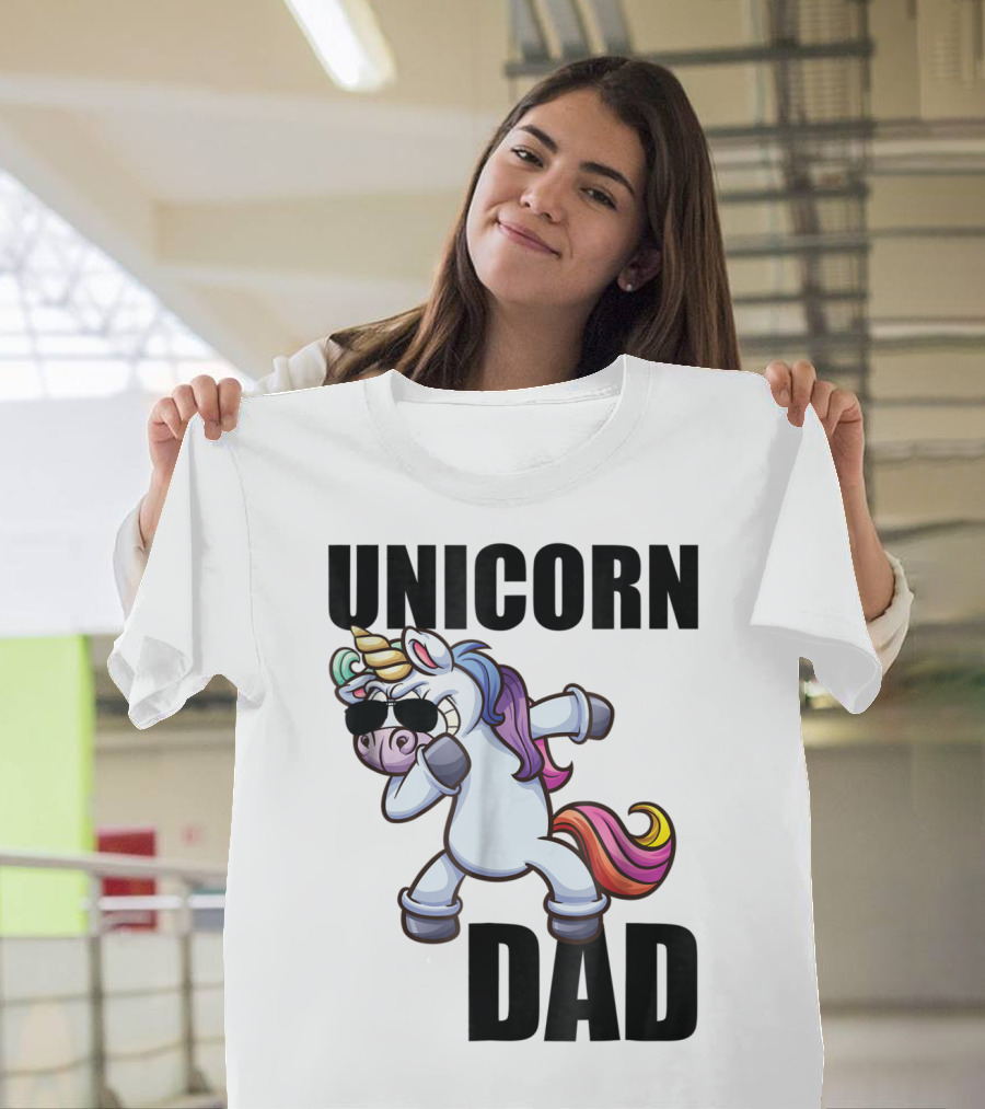Unicorn Dad Dabbing With Sunglasses And Rainbow Mane T-Shirt