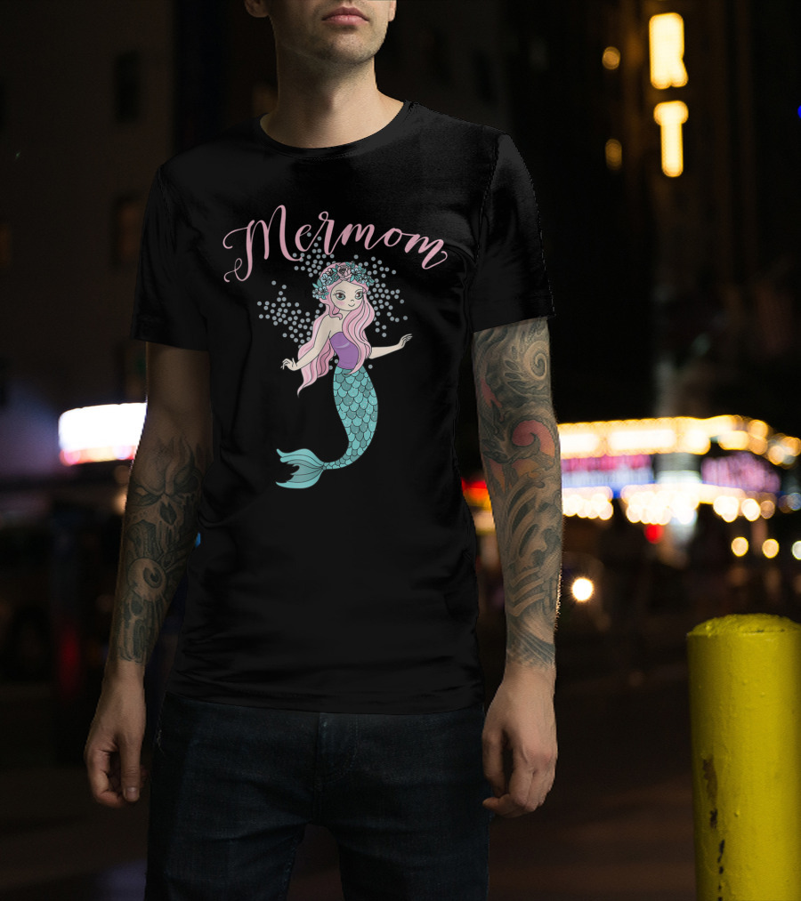 Mermom Mermaid With Pink Hair And Floral Crown T-Shirt