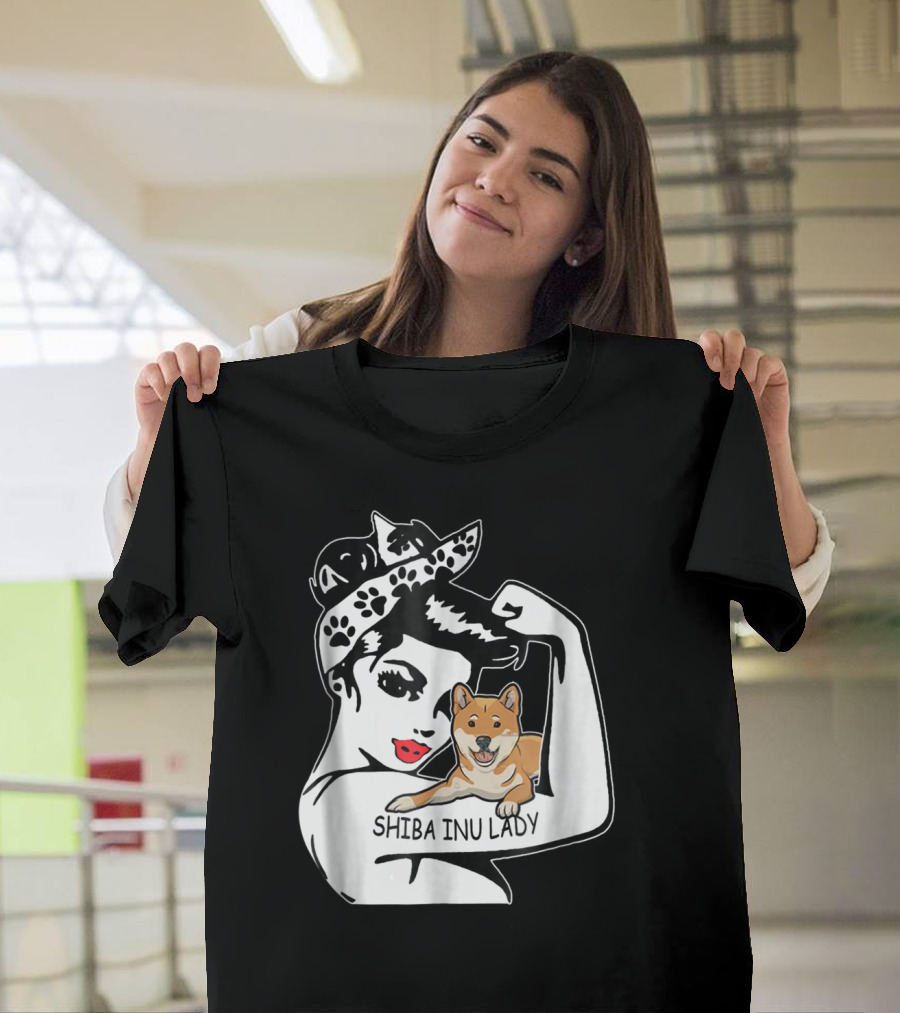 Shiba Inu Lady Strong Mom Birthday Funny T-Shirt