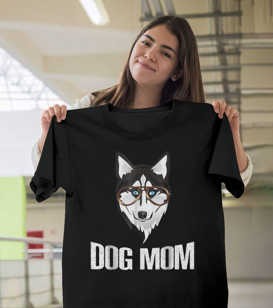 Dog Mom Funny Husky With Glasses T-Shirt