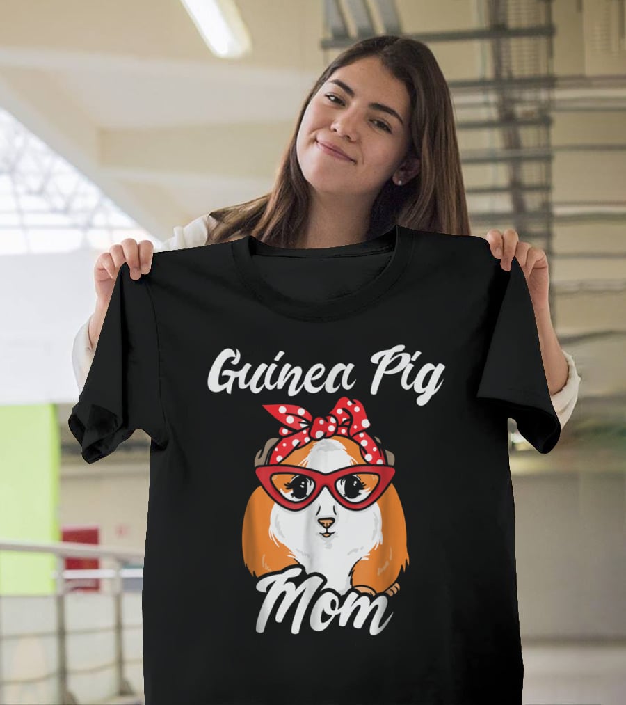Guinea Pig Mom Mother Present Peruvian Pet Lover Gift T-Shirt