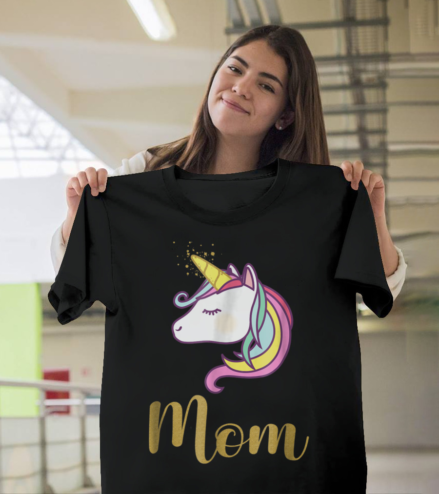 Unicorn Mom of the Birthday Girl Rainbow Mane Gold Horn T-Shirt