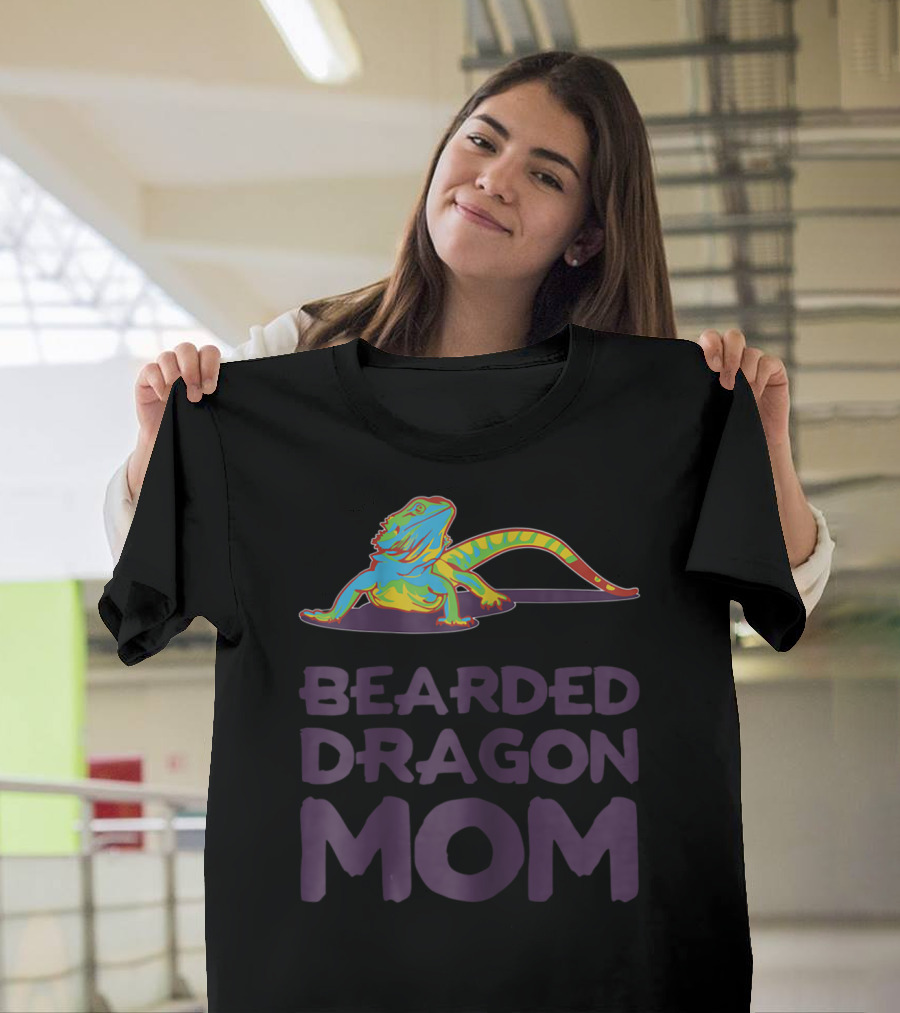 Bearded Dragon Mom Beardie Mother Lizard Retro Colorful T-Shirt