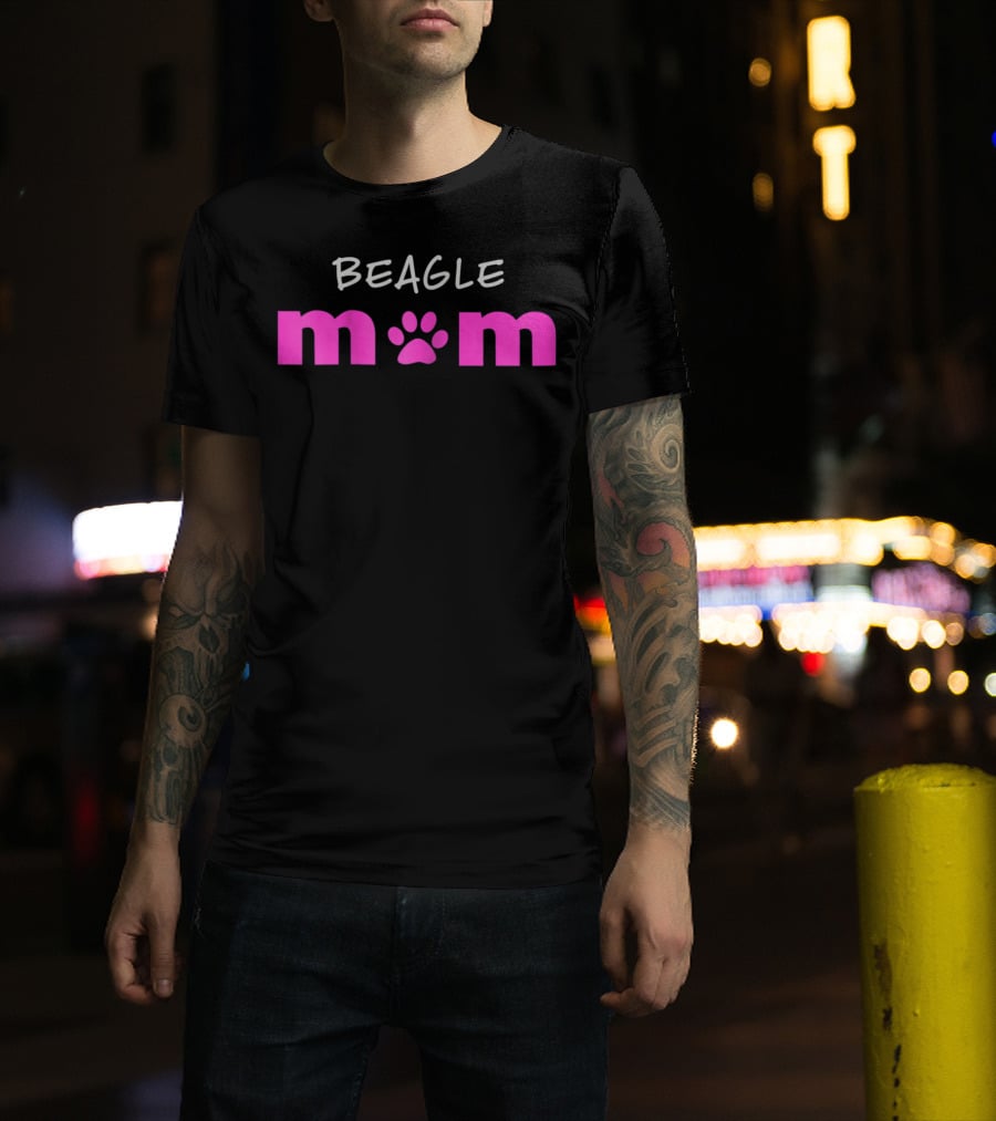 Beagle Mom Paw Prints T-Shirt