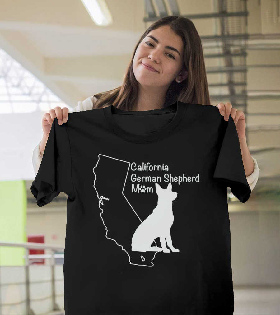 California German Shepherd Mom T-Shirt