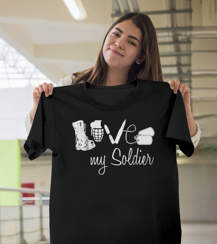 Love My Soldier Army Wife Girlfriend Husband T-Shirt