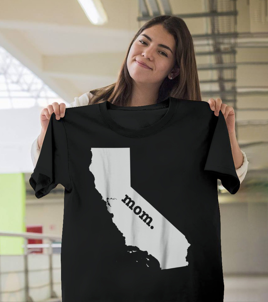 California Mom T-Shirt