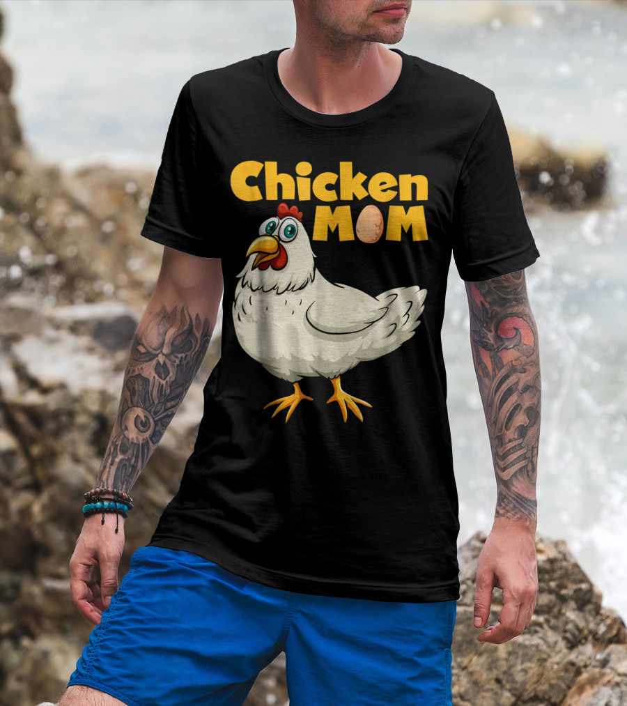 Chicken Mom Cute Cartoon Hen With Egg Lettering T-Shirt